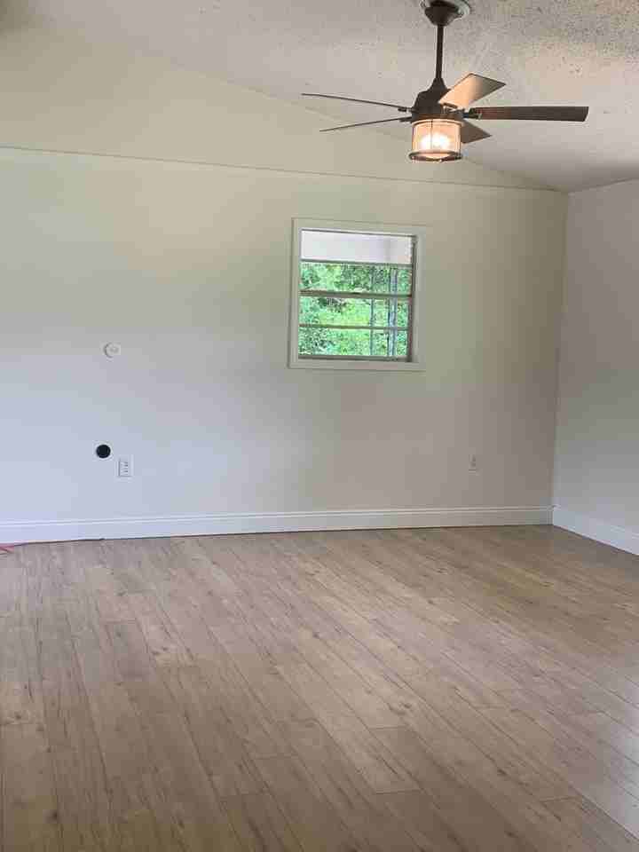 471 E Ten Mile Rd - Photo 4 of 9