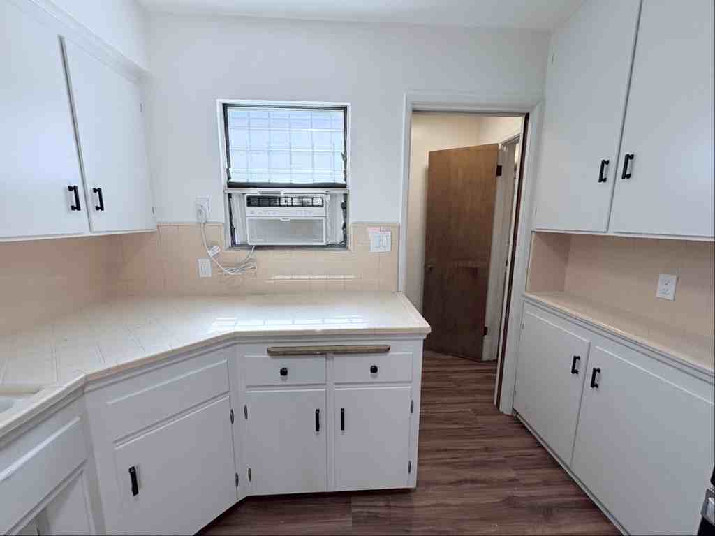 2627 Madison Ave - Photo 6 of 16