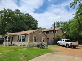 406 Foch St Apt C #Apt C - Photo 1 of 1