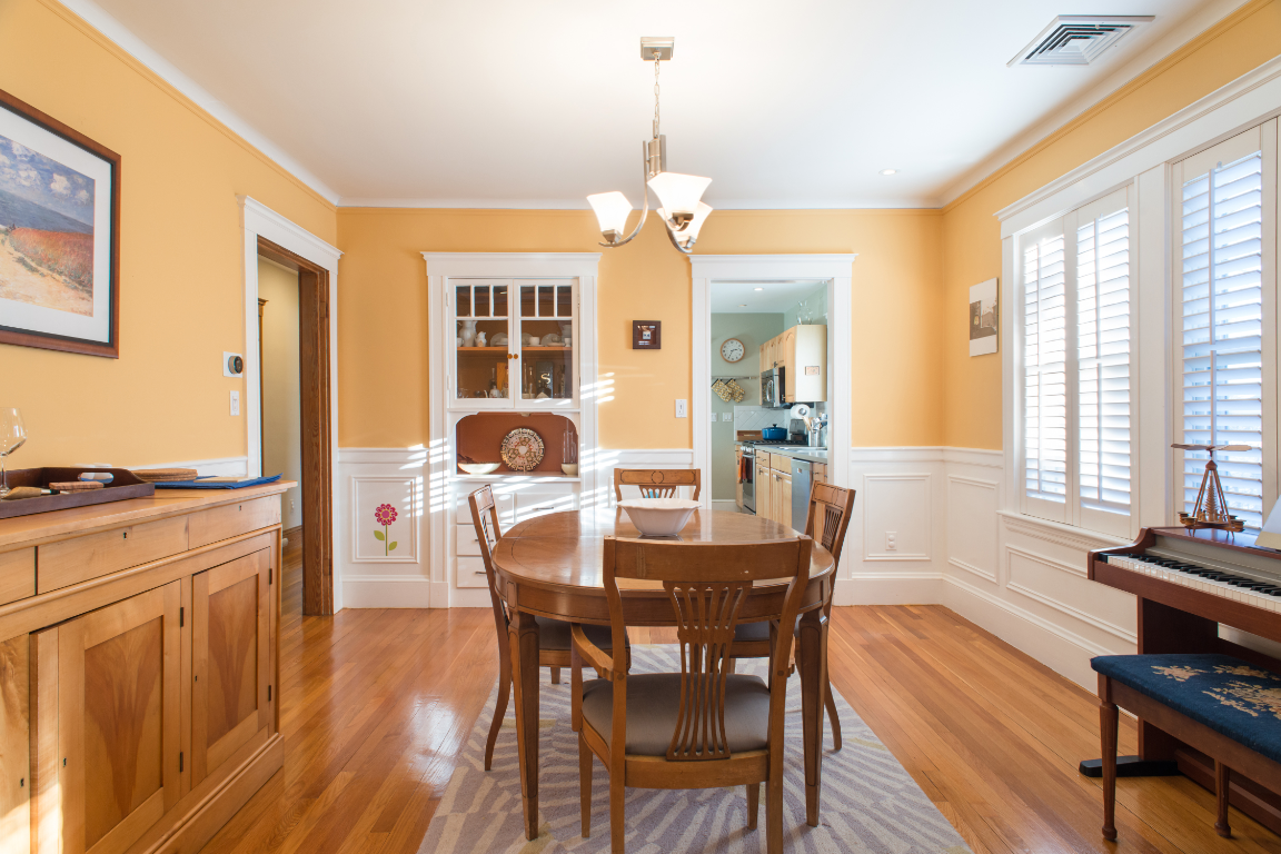 211 Common St #2 - Photo 3 of 16