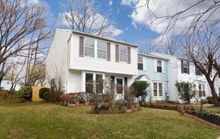 featured image of 9542 Quarry Bridge Ct #1