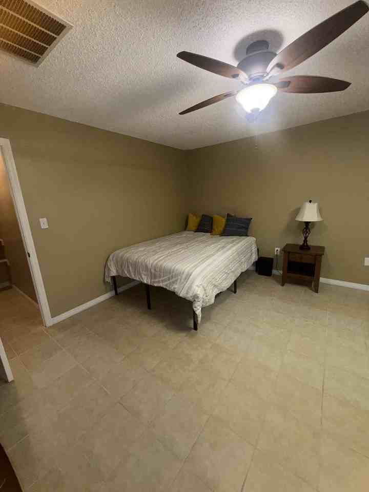 840 Ferne Dr Unit 3 #NA - Photo 5 of 8