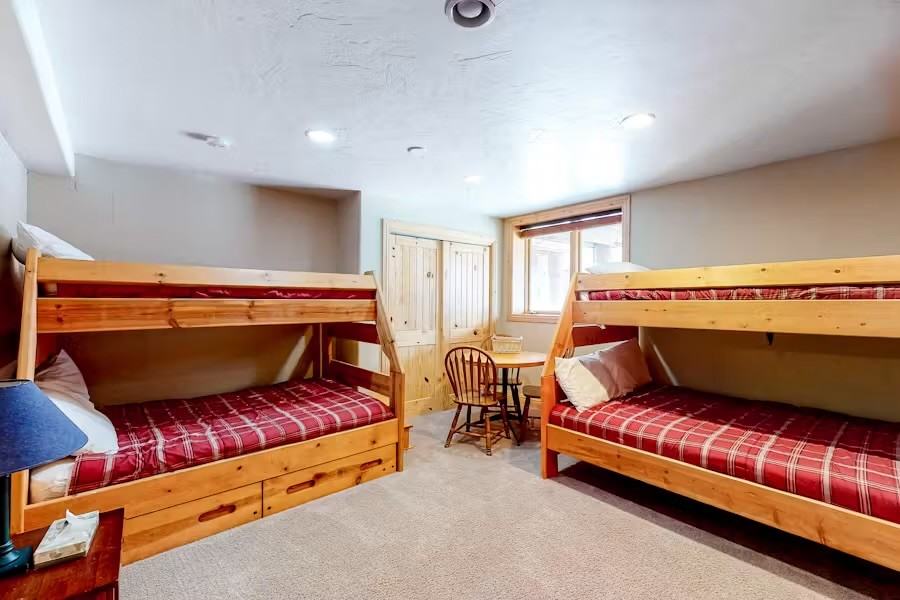 706 Cranmer Ave - Photo 6 of 10