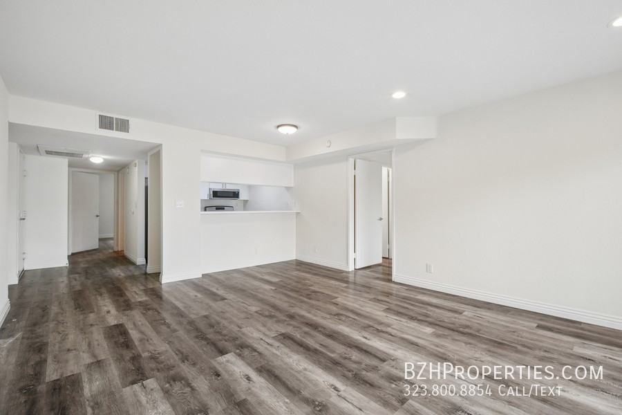 870 Crenshaw - Photo 6 of 19