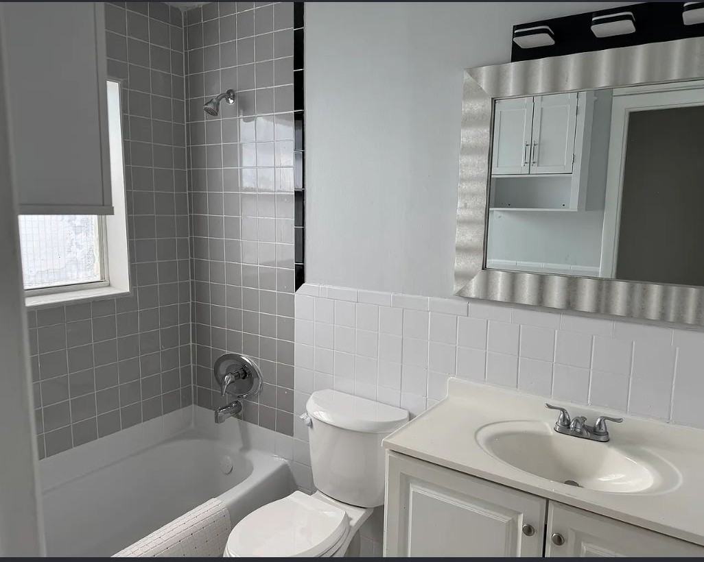 2621 Ne 8th Ave #NA - Photo 5 of 7