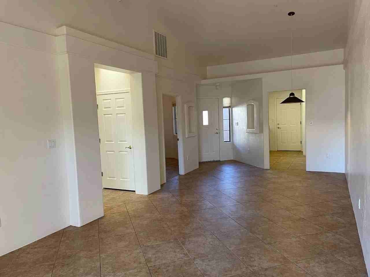 811 Dusty Rose Dr - Photo 5 of 18