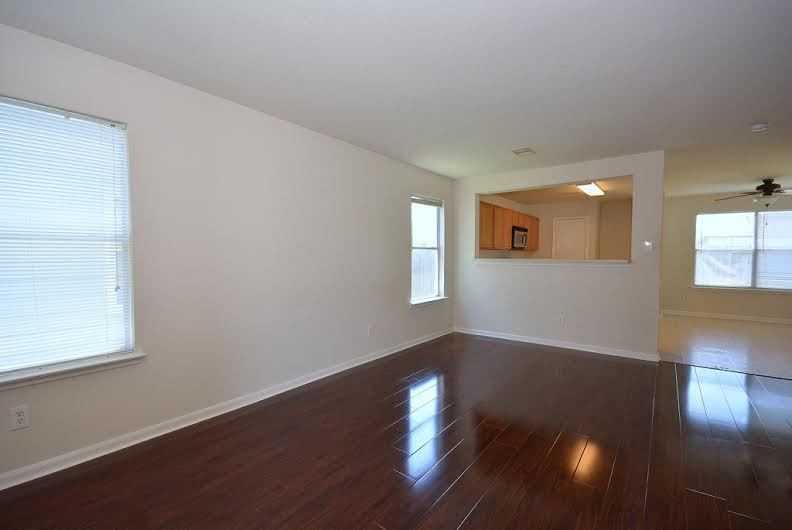 8106 Arrington Forest Ln - Photo 6 of 18