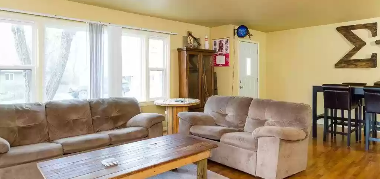 1144 N Vista Pl - Photo 5 of 22