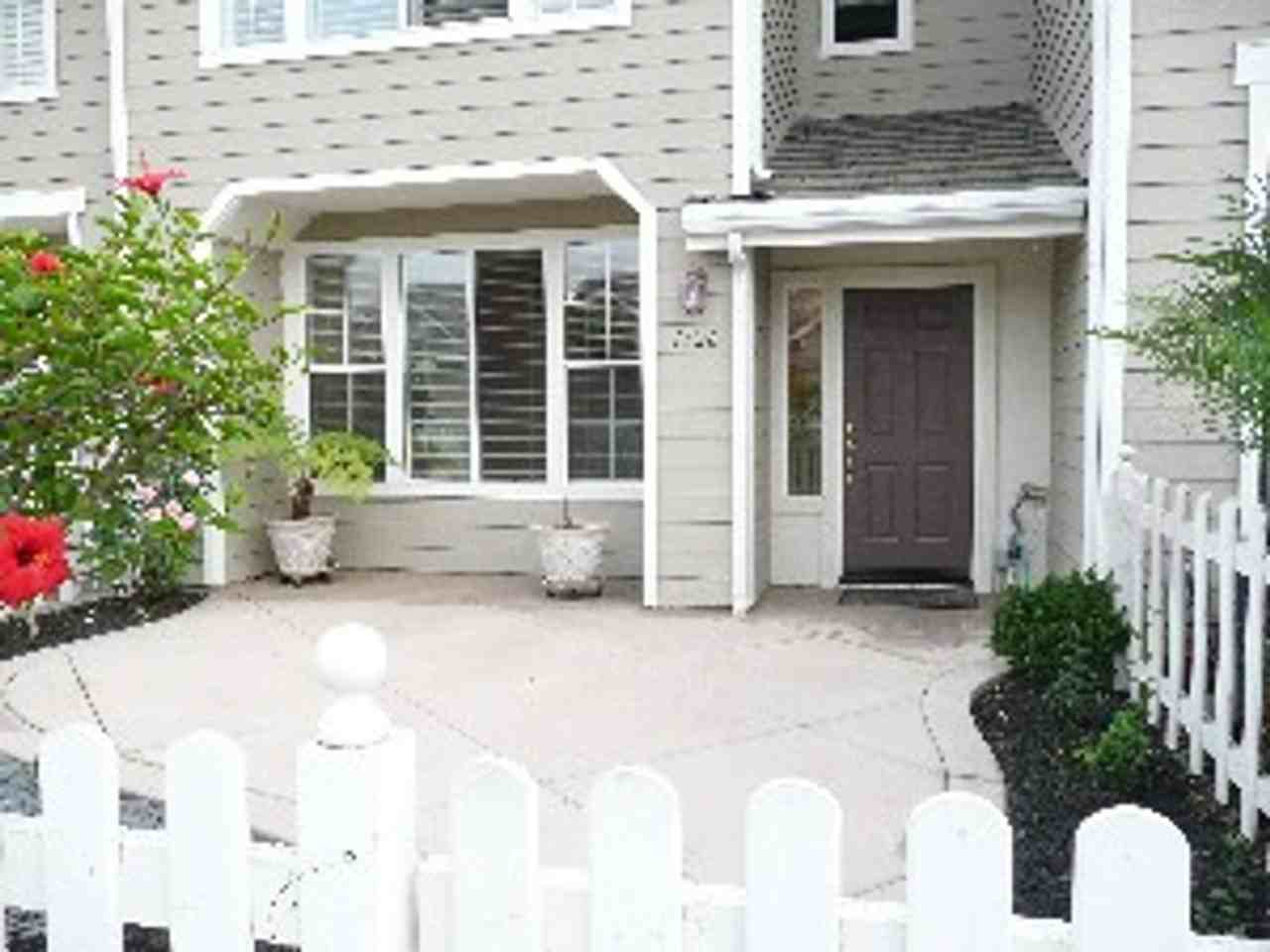 1326 Statice Ct - Photo 7 of 14