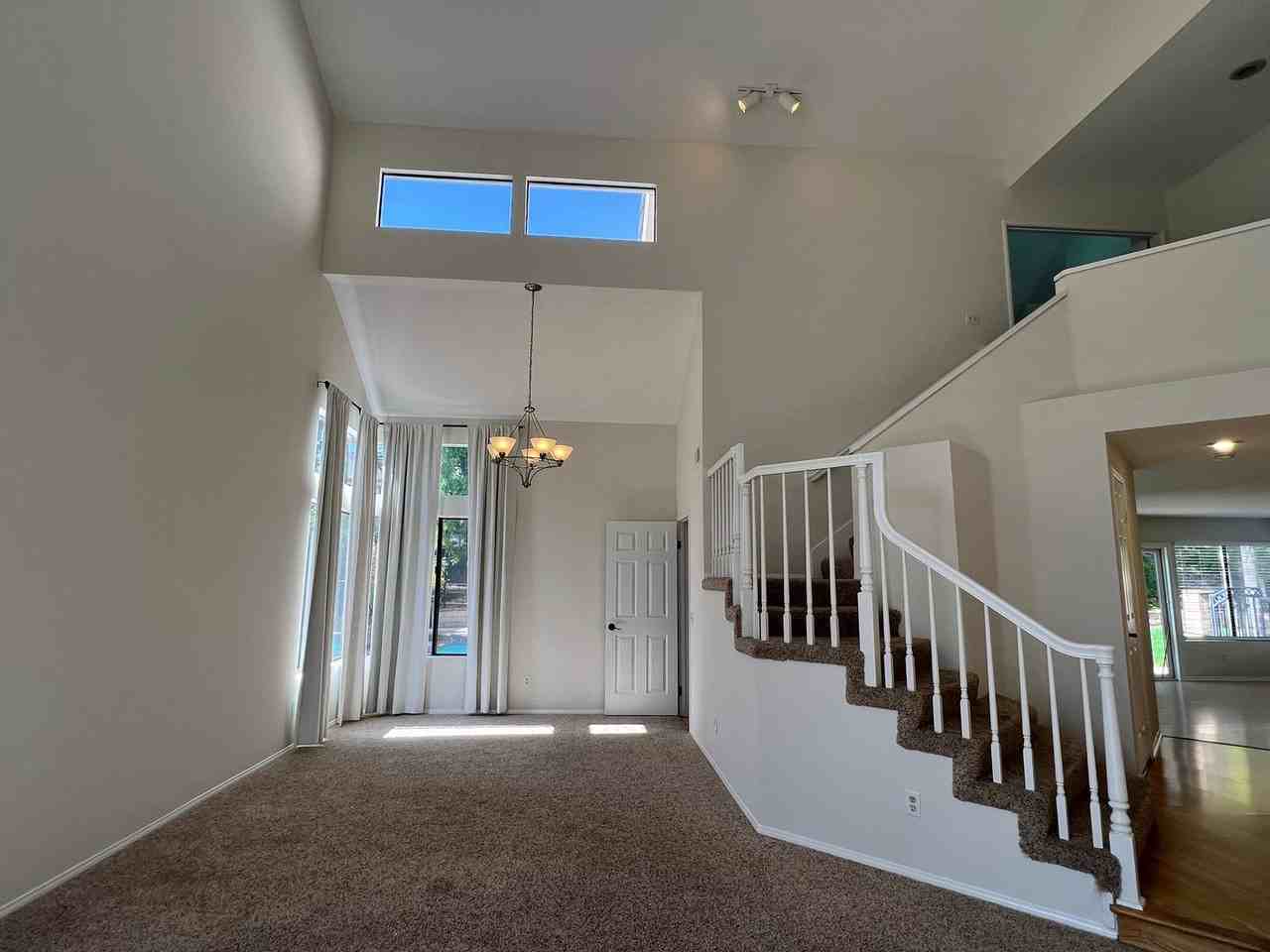 2209 E Vista Canyon Rd - Photo 7 of 30