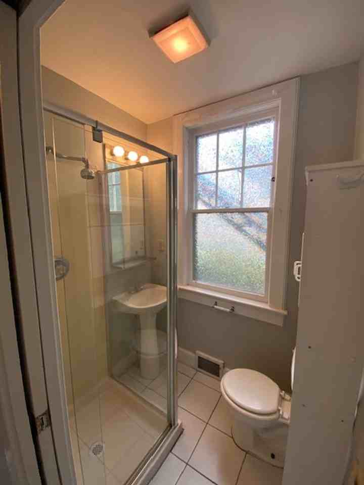 3204 Devereaux Rd - Photo 6 of 14