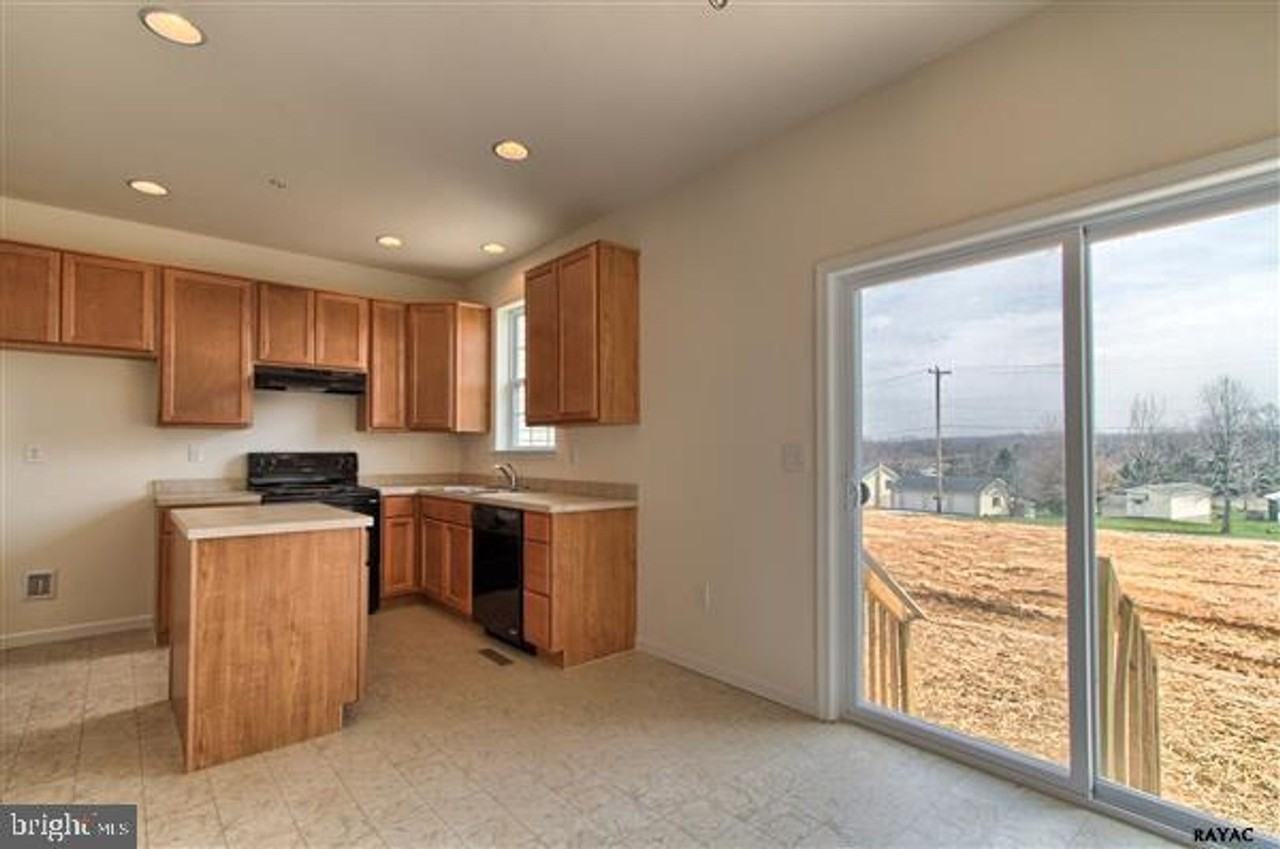 379 Mesa Ln - Photo 4 of 8