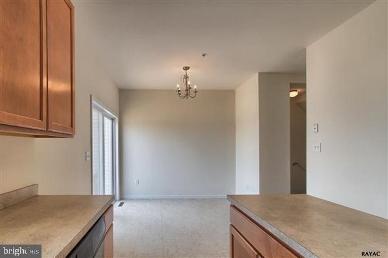 379 Mesa Ln - Photo 7 of 8