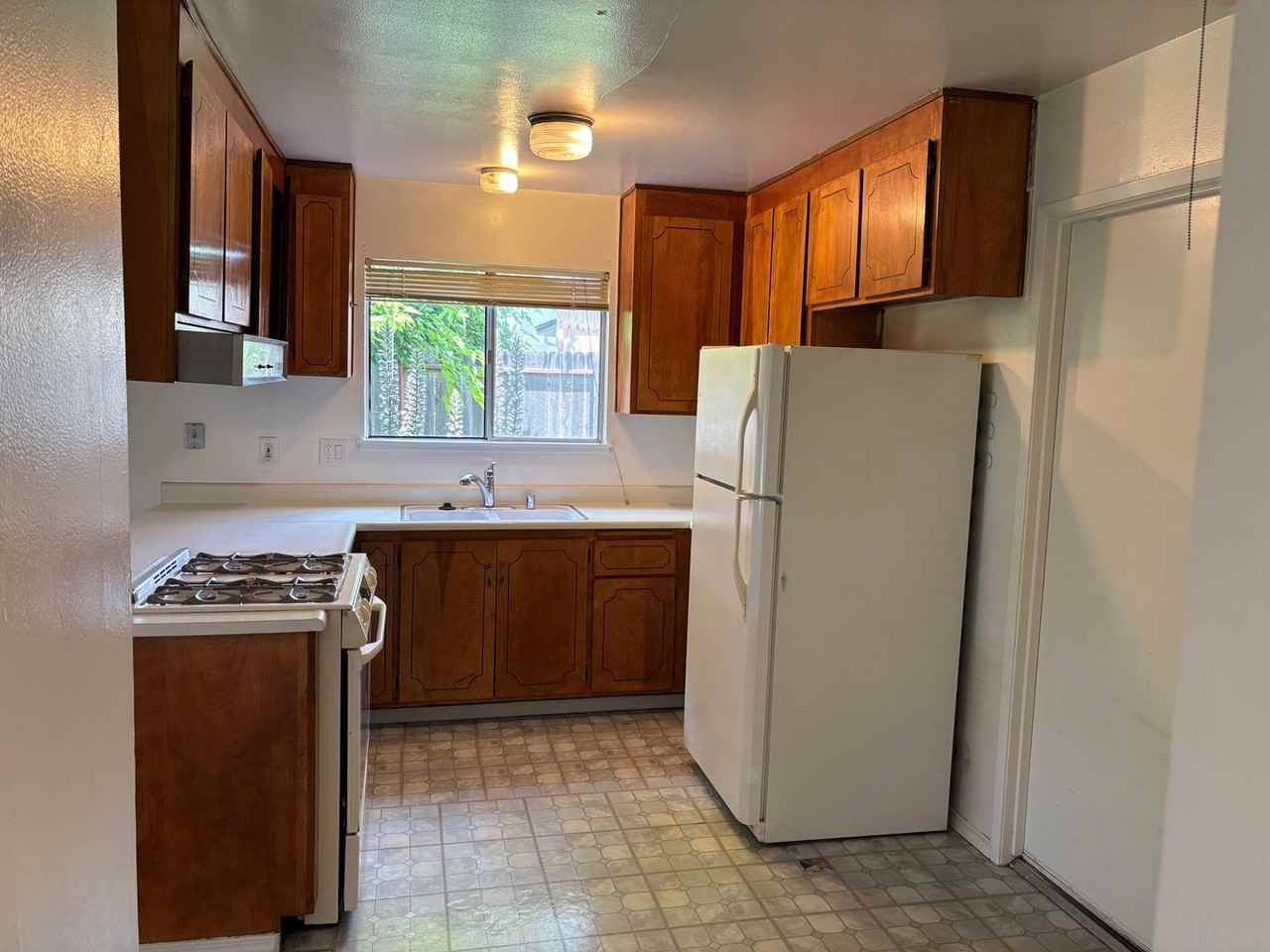 7874 Golden Field Way - Photo 7 of 22