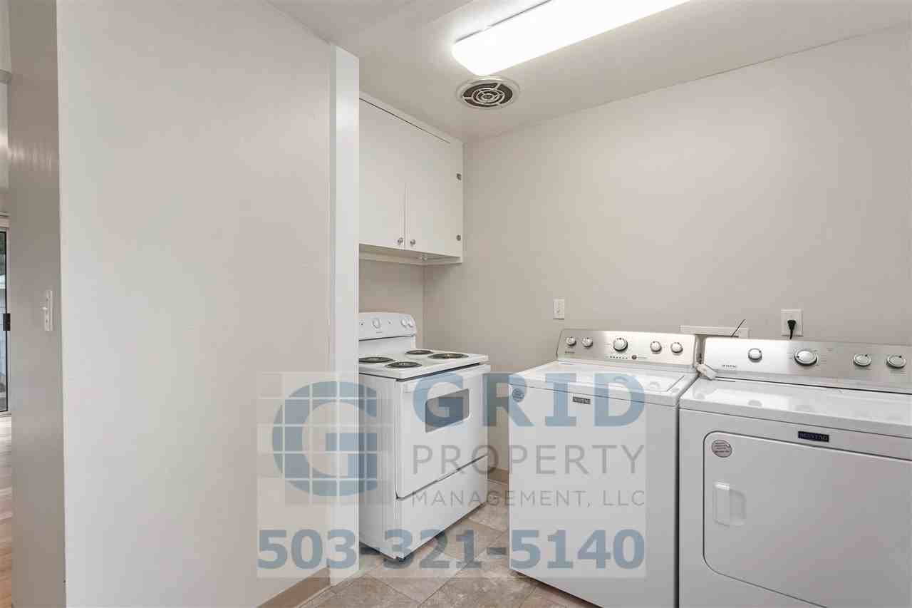 1108 Grand Blvd - Photo 6 of 24