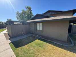 featured image of 286 W Palomino Dr #101