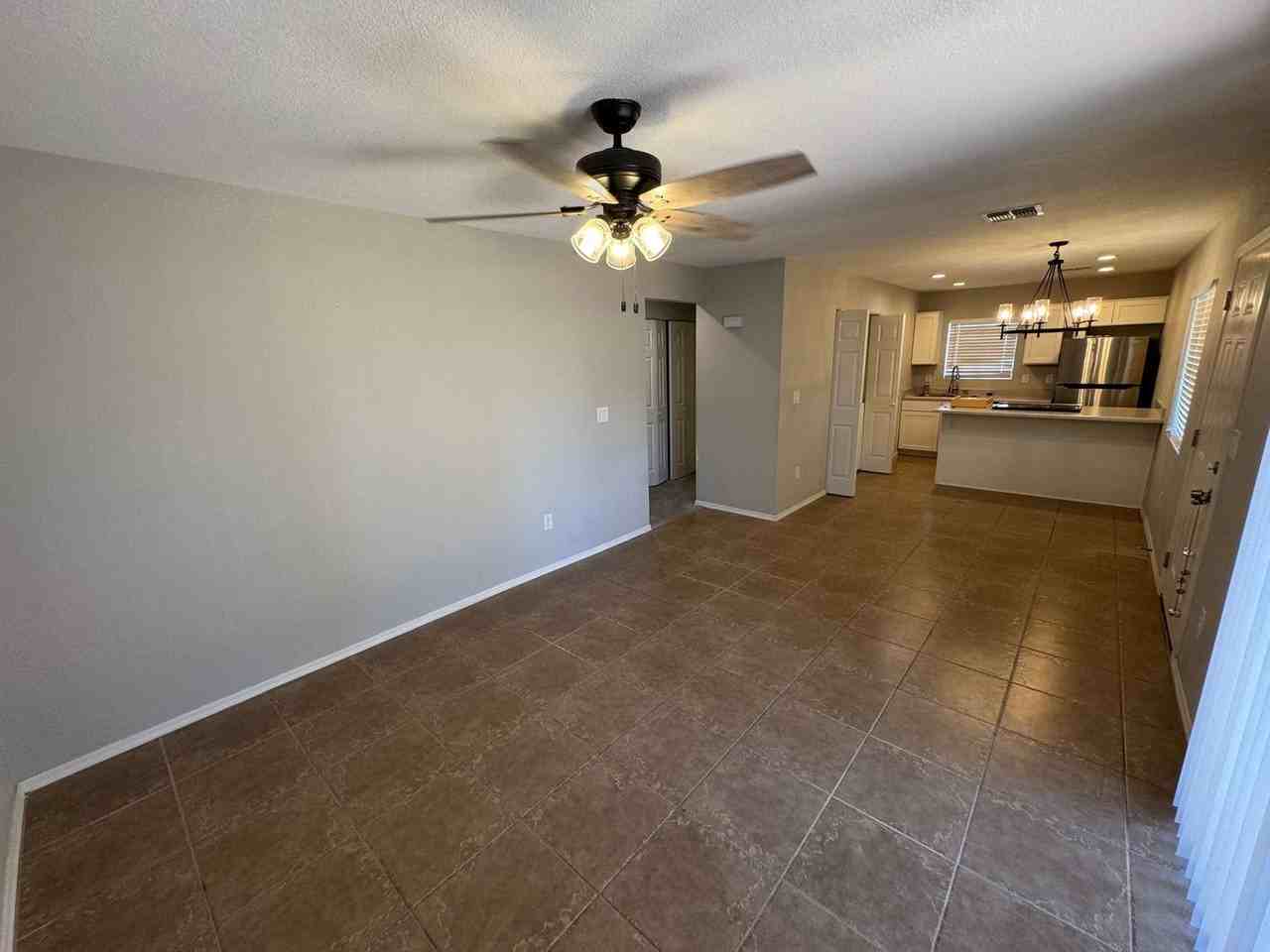 286 W Palomino Dr #101 - Photo 4 of 23