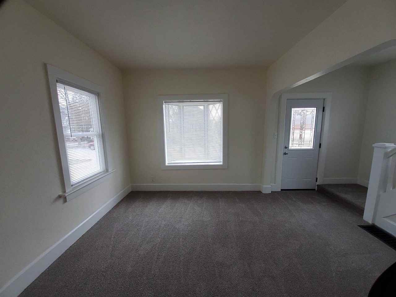 1368 Cherry St - Photo 7 of 17