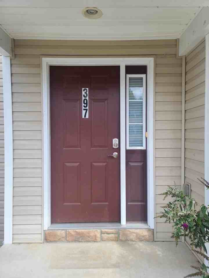 397 Viewpoint Way - Photo 2 of 50