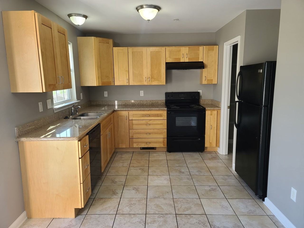 397 Viewpoint Way - Photo 3 of 50