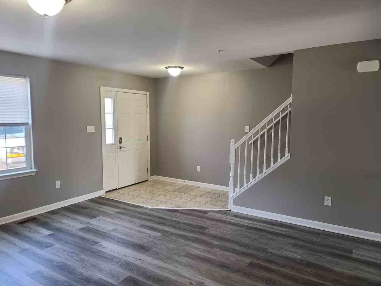 397 Viewpoint Way - Photo 4 of 50