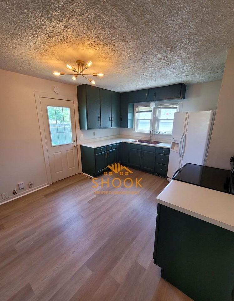 507 N 27th St - Photo 6 of 11