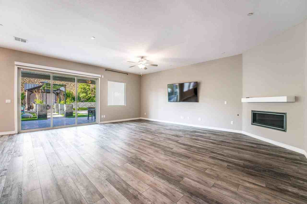 2787 Athens Ridge Dr - Photo 3 of 31