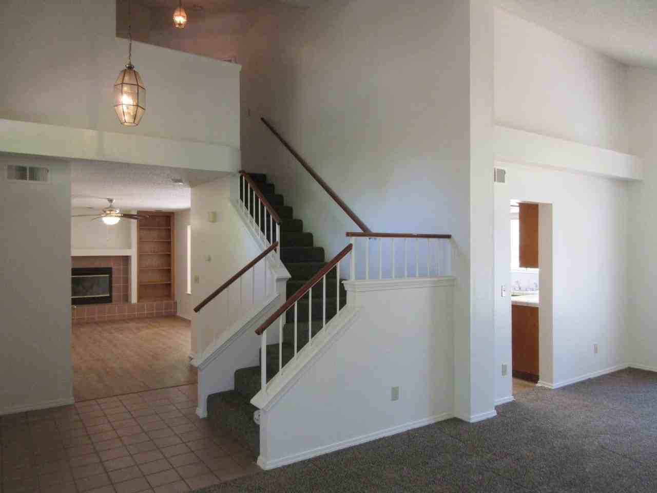 993 E Edgemont Dr - Photo 7 of 22
