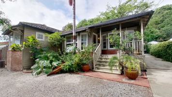 featured image of 2806 Foothill Rd