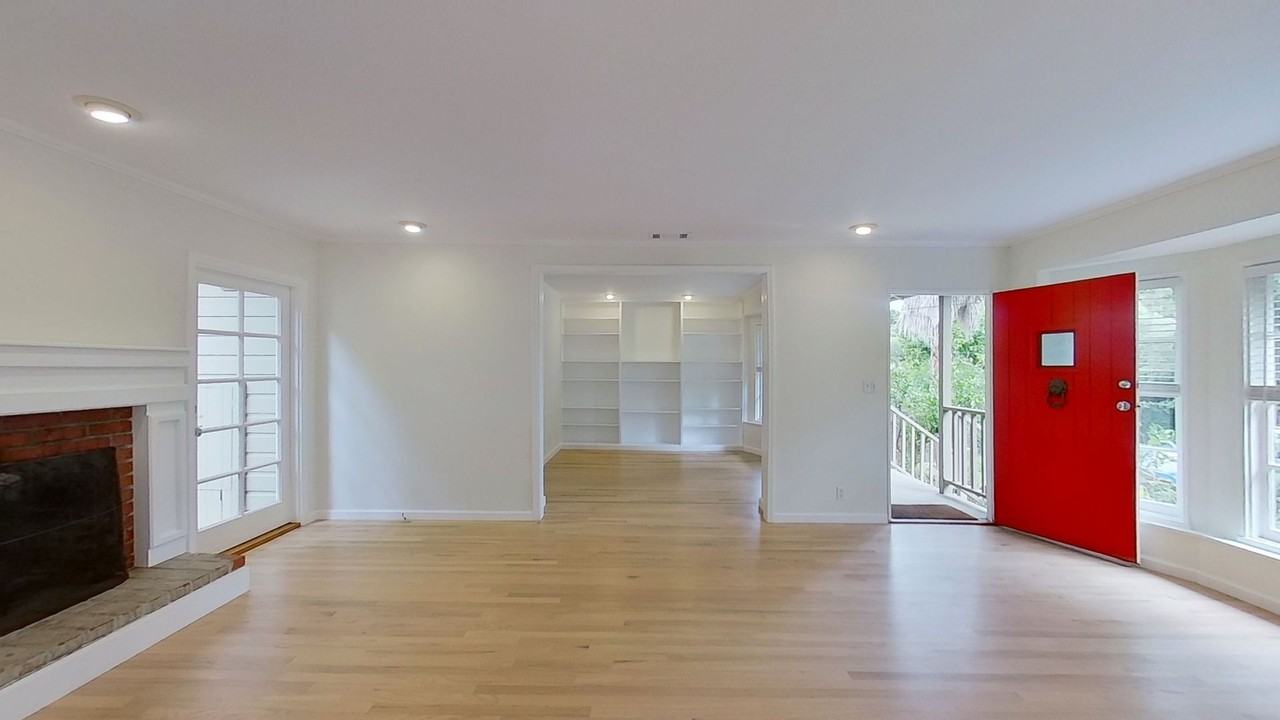2806 Foothill Rd - Photo 6 of 26