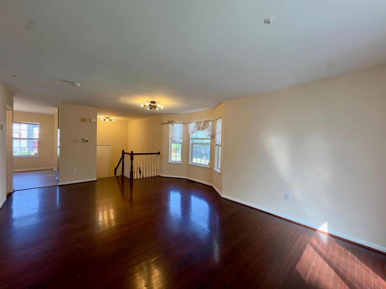 9520 Oak Trace Way - Photo 2 of 24