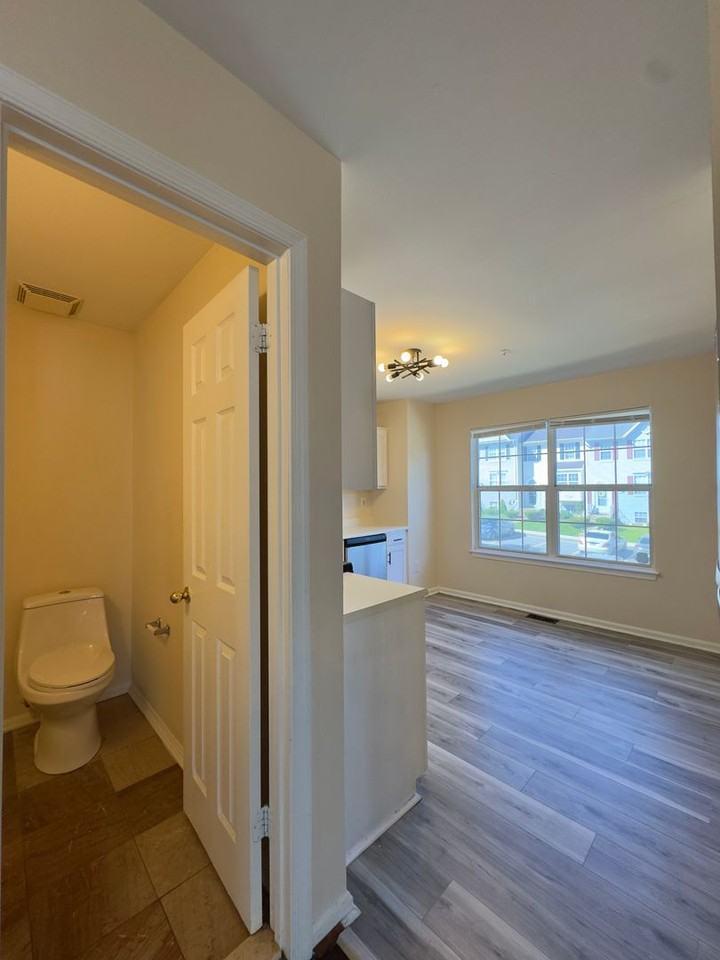 9520 Oak Trace Way - Photo 6 of 24