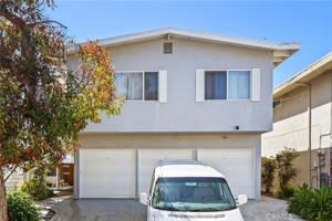 featured image of 216 Avenida Lobeiro