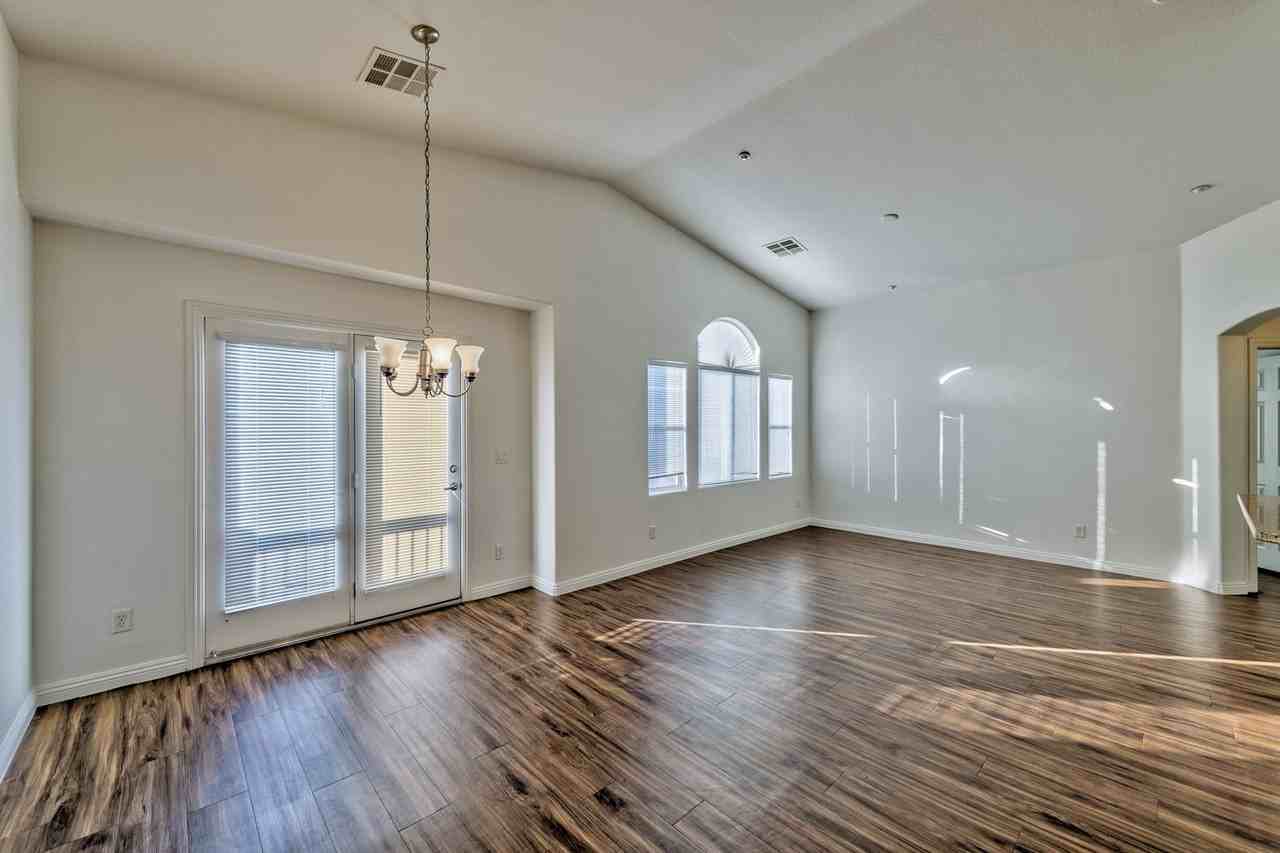 10096 Sunset Palisades Way #101 - Photo 3 of 16