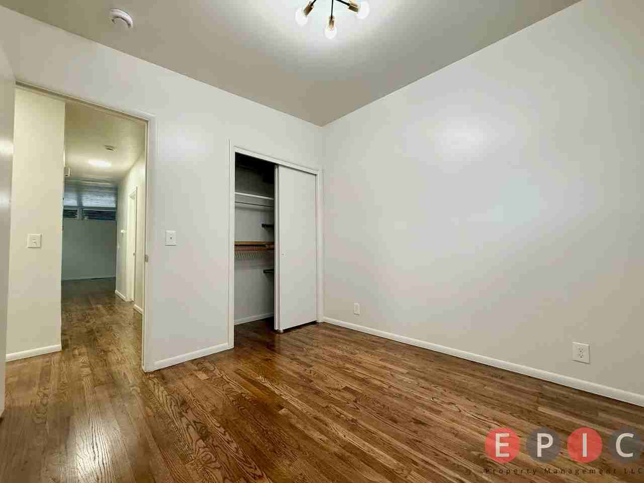 4608 S Russell St - Photo 2 of 13