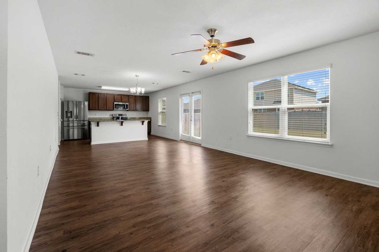 725 Widgeon Way - Photo 3 of 16