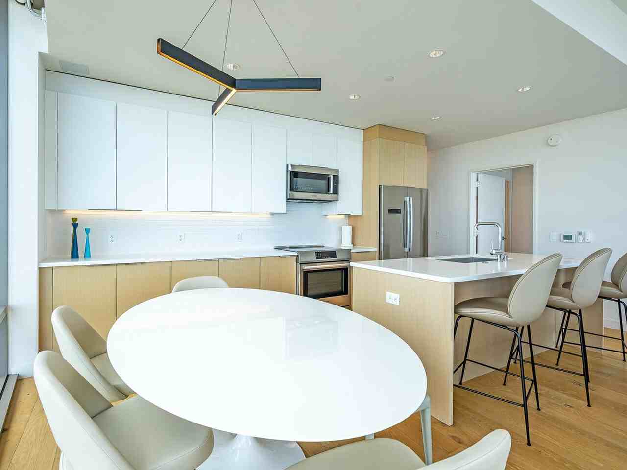 1001 Queen St #3901 - Photo 7 of 22
