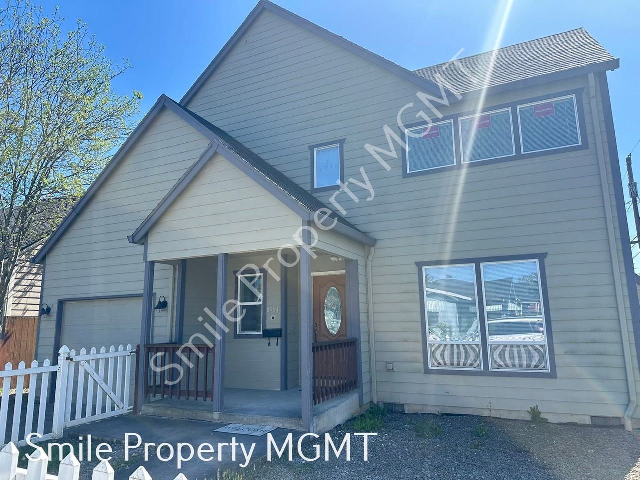 8504 Se Raymond Ct #A - Photo 2 of 18