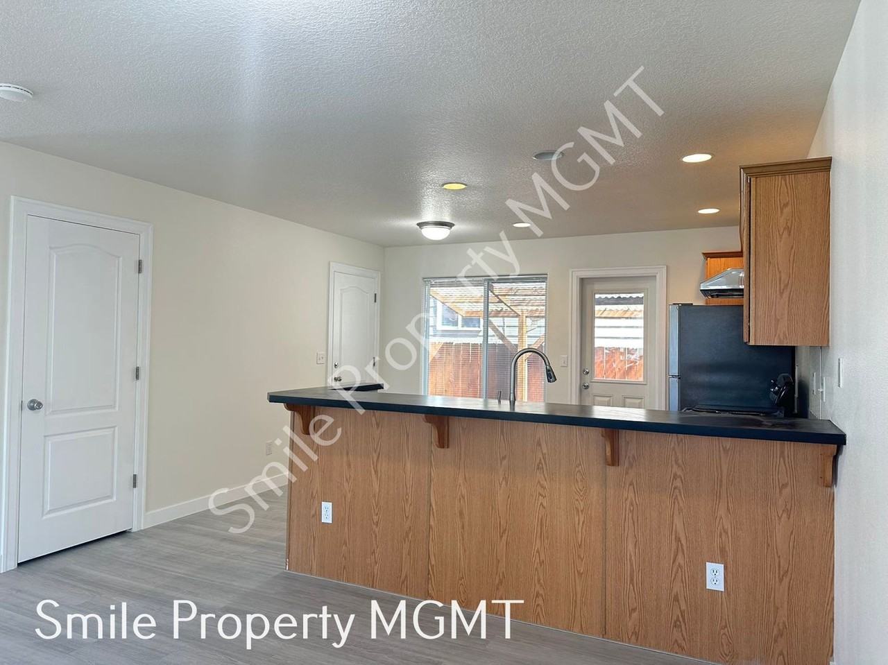 8504 Se Raymond Ct #A - Photo 6 of 18