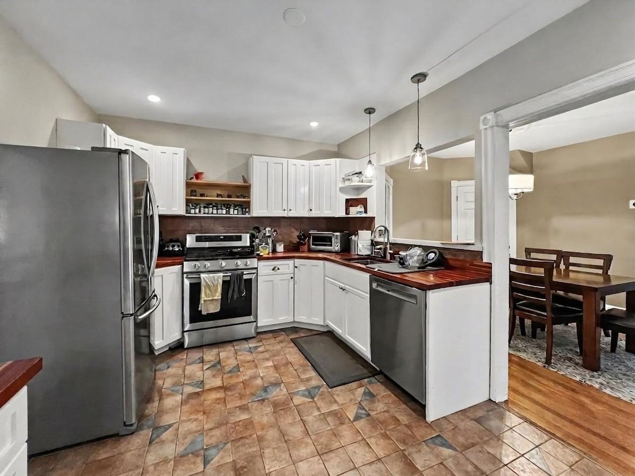 1039 Reese Ave - Photo 4 of 42