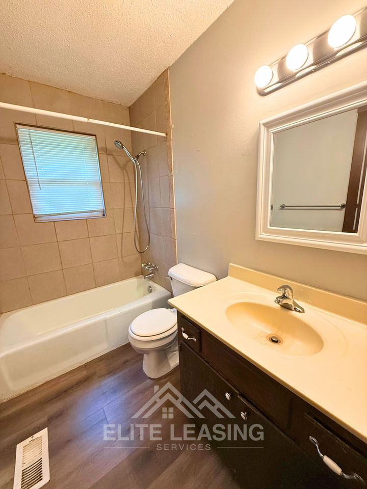 2745 Sw Arrowhead Rd - Photo 7 of 7