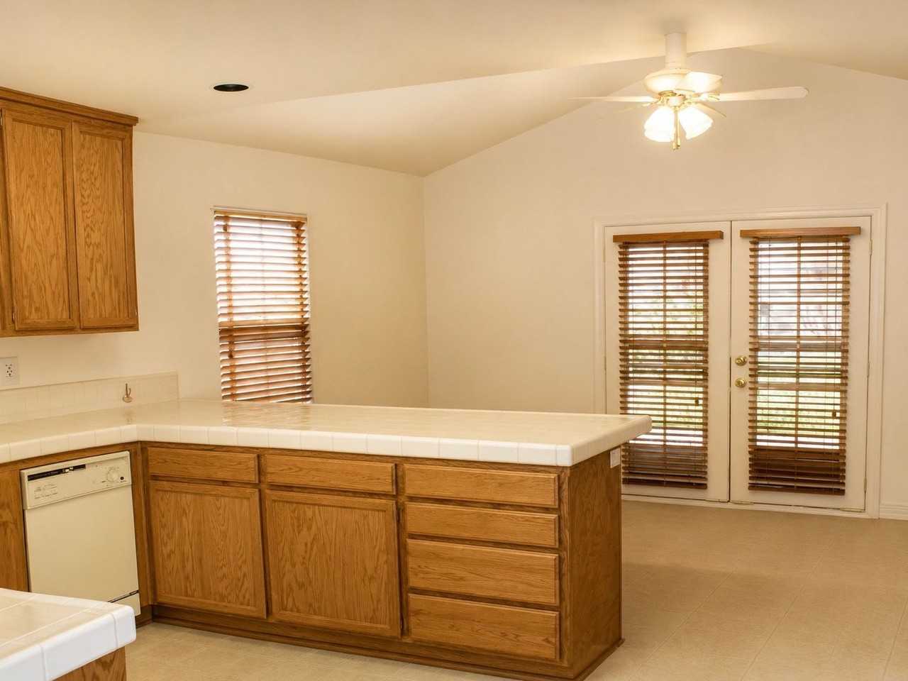 131 Hidden Glen Dr - Photo 6 of 9