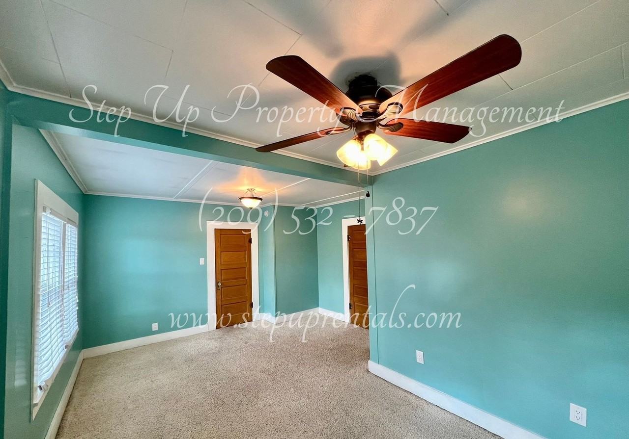 273 Lyons St - Photo 3 of 23
