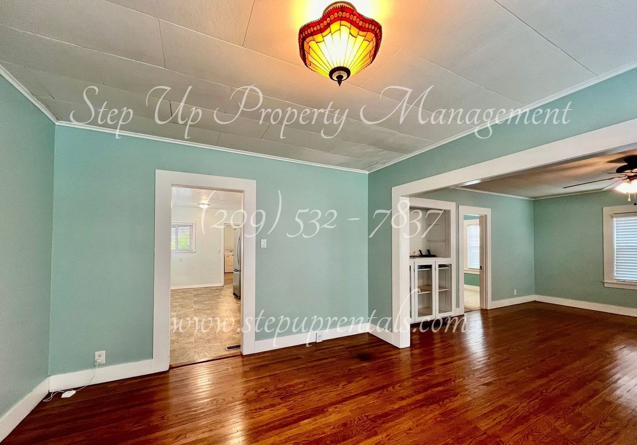 273 Lyons St - Photo 4 of 23