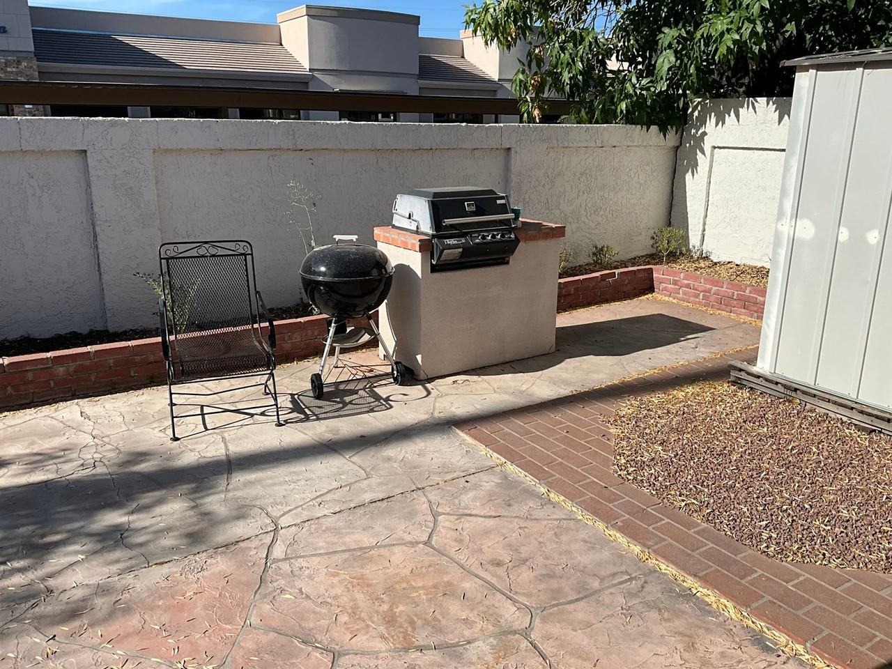 5122 E Edgemont Ave - Photo 4 of 10