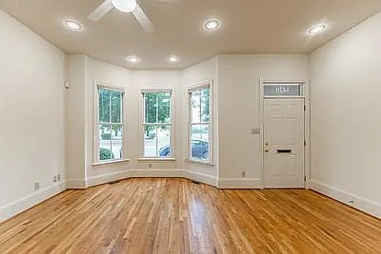 1422 W Cary St - Photo 2 of 14