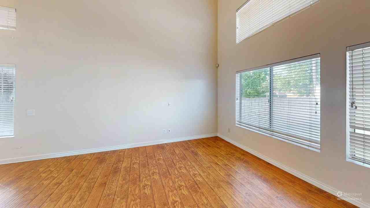 7894 Ocean Ct - Photo 7 of 29