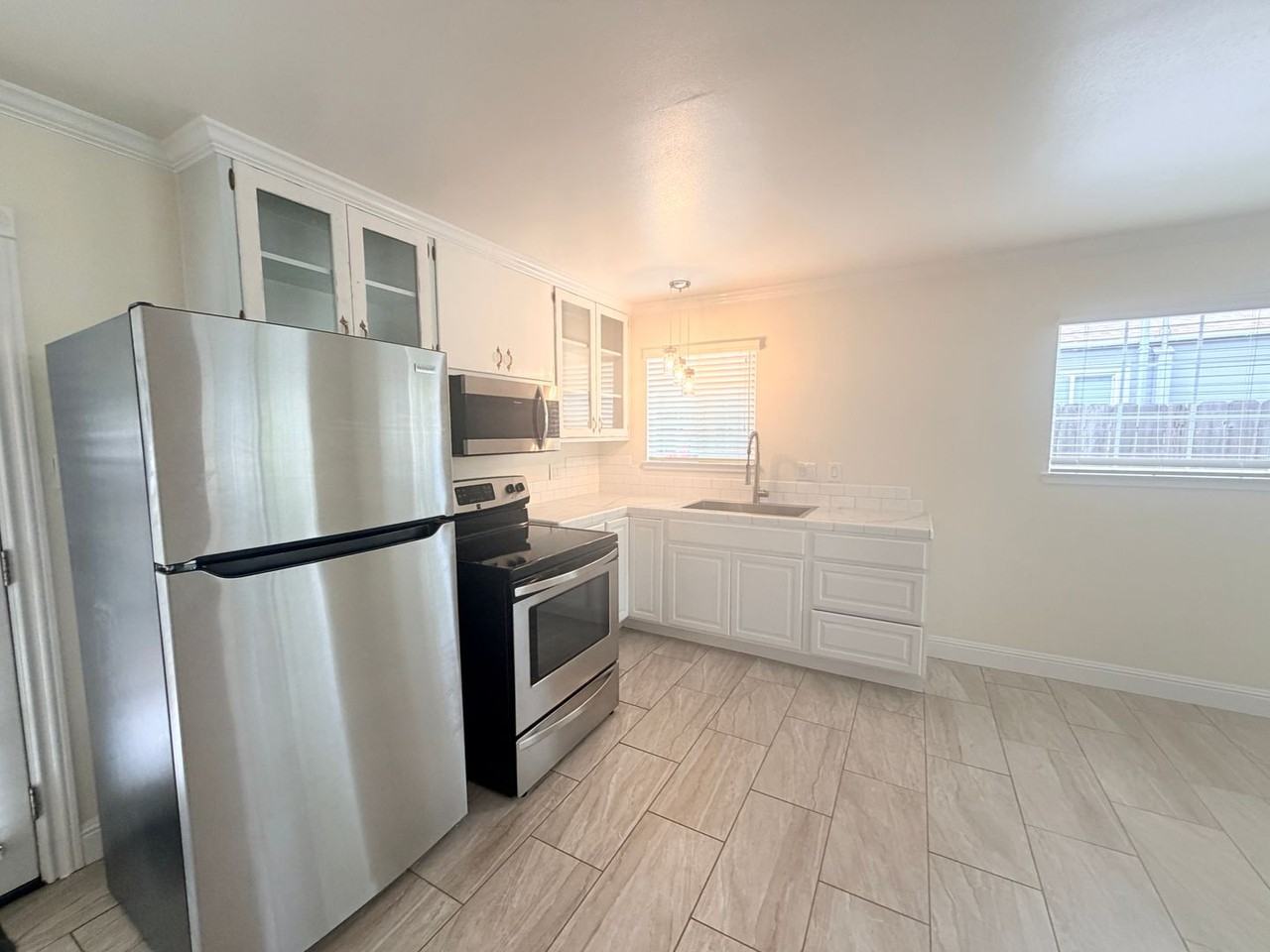 92 Hendley St - Photo 5 of 11