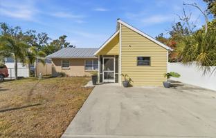 featured image of 305 N Conrad Ave