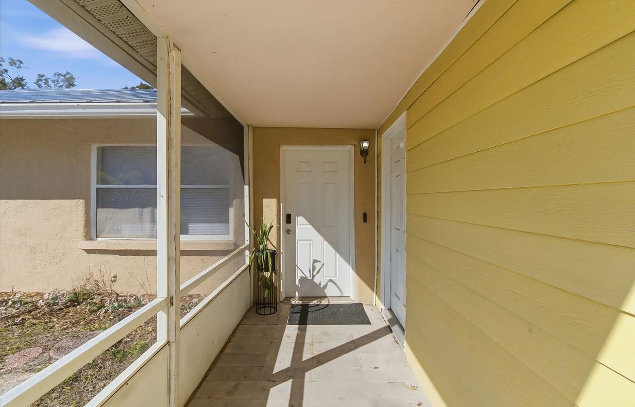 305 N Conrad Ave - Photo 3 of 46